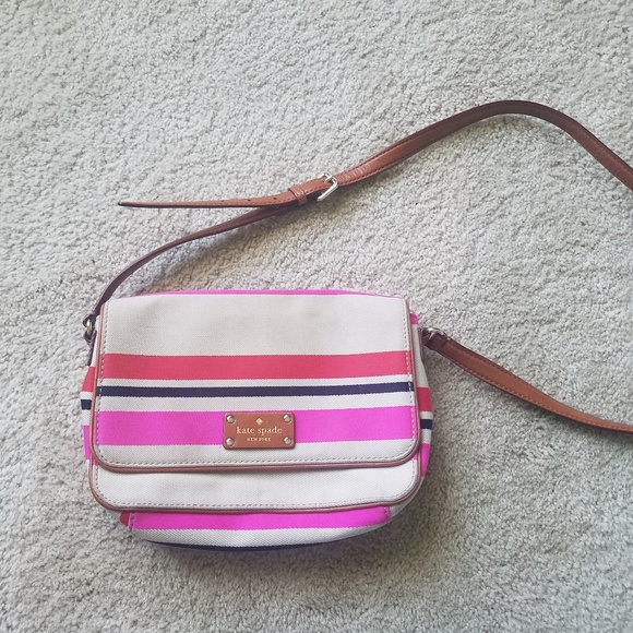 kate spade Handbags - Kate spade Crossbody